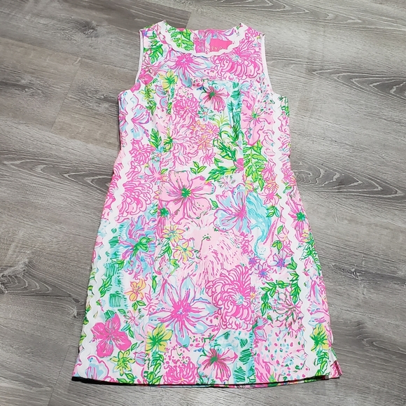 Lilly Pulitzer Dresses & Skirts - Lilly Pulitzer Floral Shift Dress